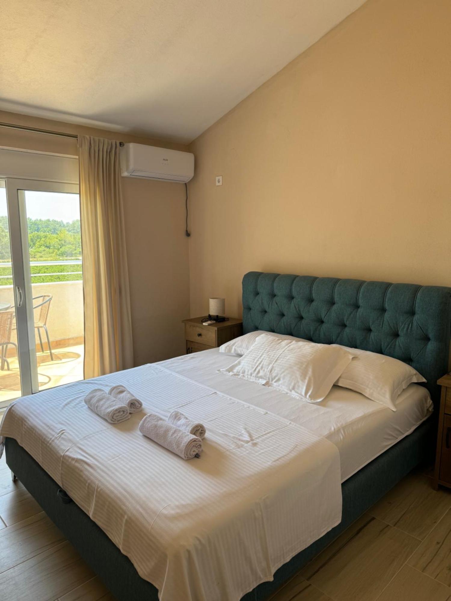 Sunrise House Apartments Ülgün Dış mekan fotoğraf