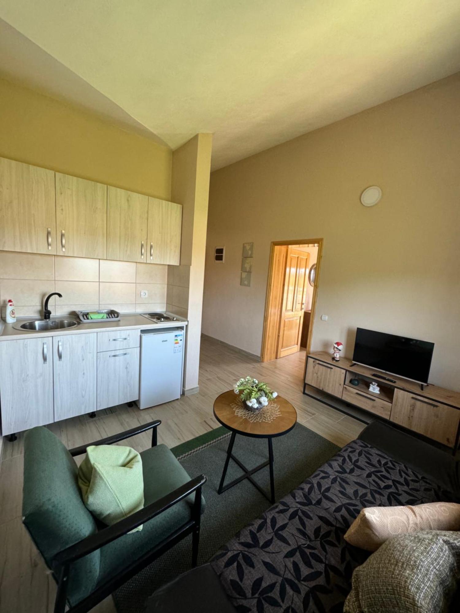 Sunrise House Apartments Ülgün Dış mekan fotoğraf