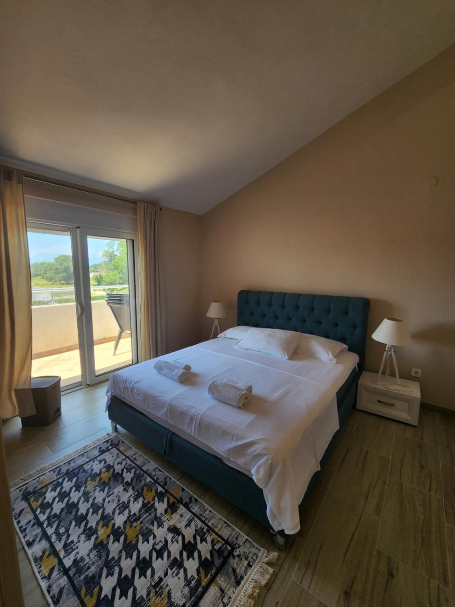Sunrise House Apartments Ülgün Dış mekan fotoğraf