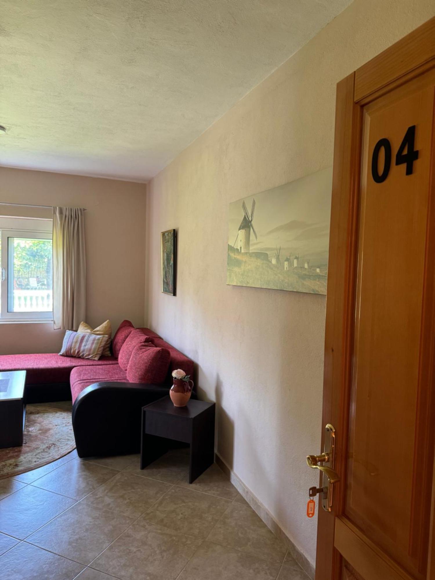 Sunrise House Apartments Ülgün Dış mekan fotoğraf