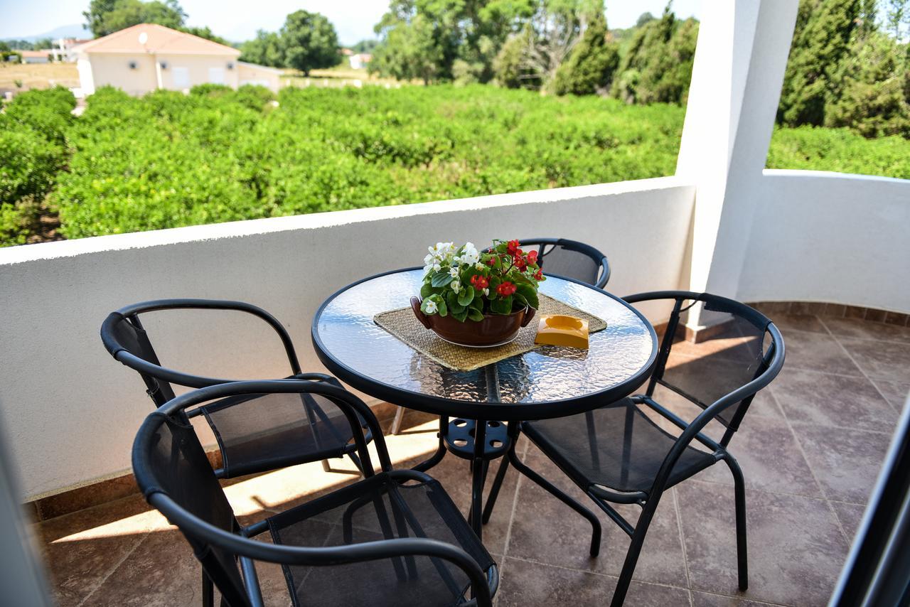 Sunrise House Apartments Ülgün Dış mekan fotoğraf