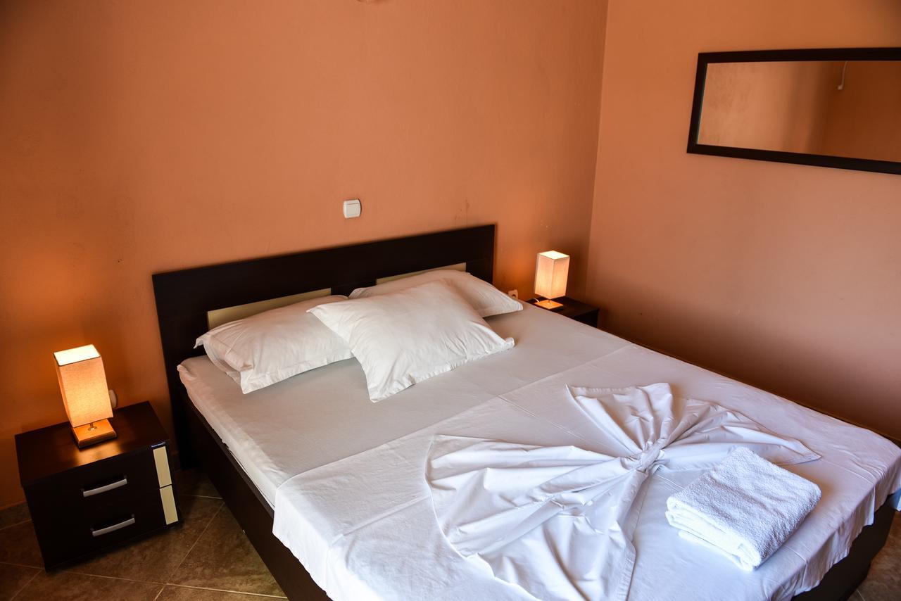 Sunrise House Apartments Ülgün Dış mekan fotoğraf