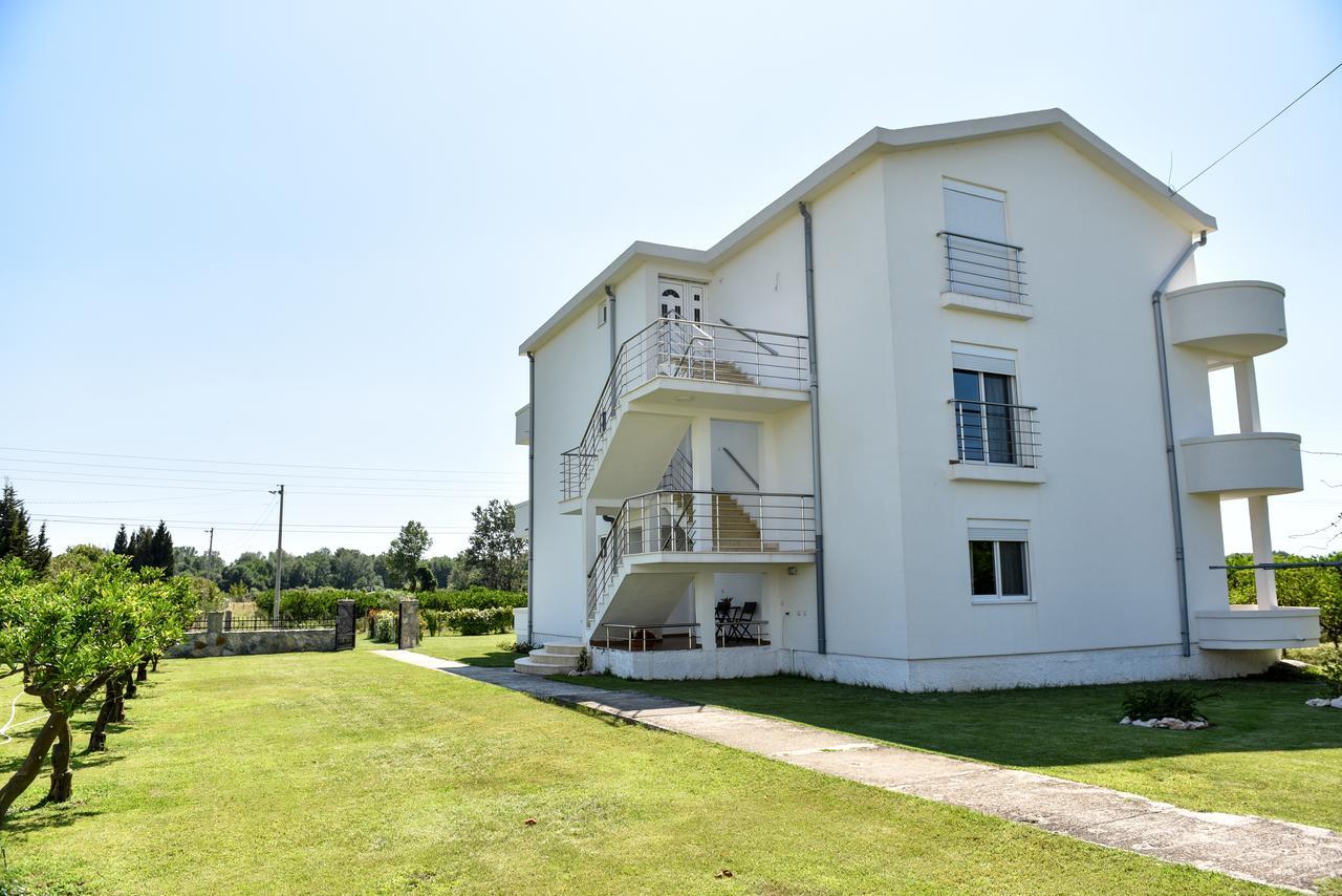 Sunrise House Apartments Ülgün Dış mekan fotoğraf